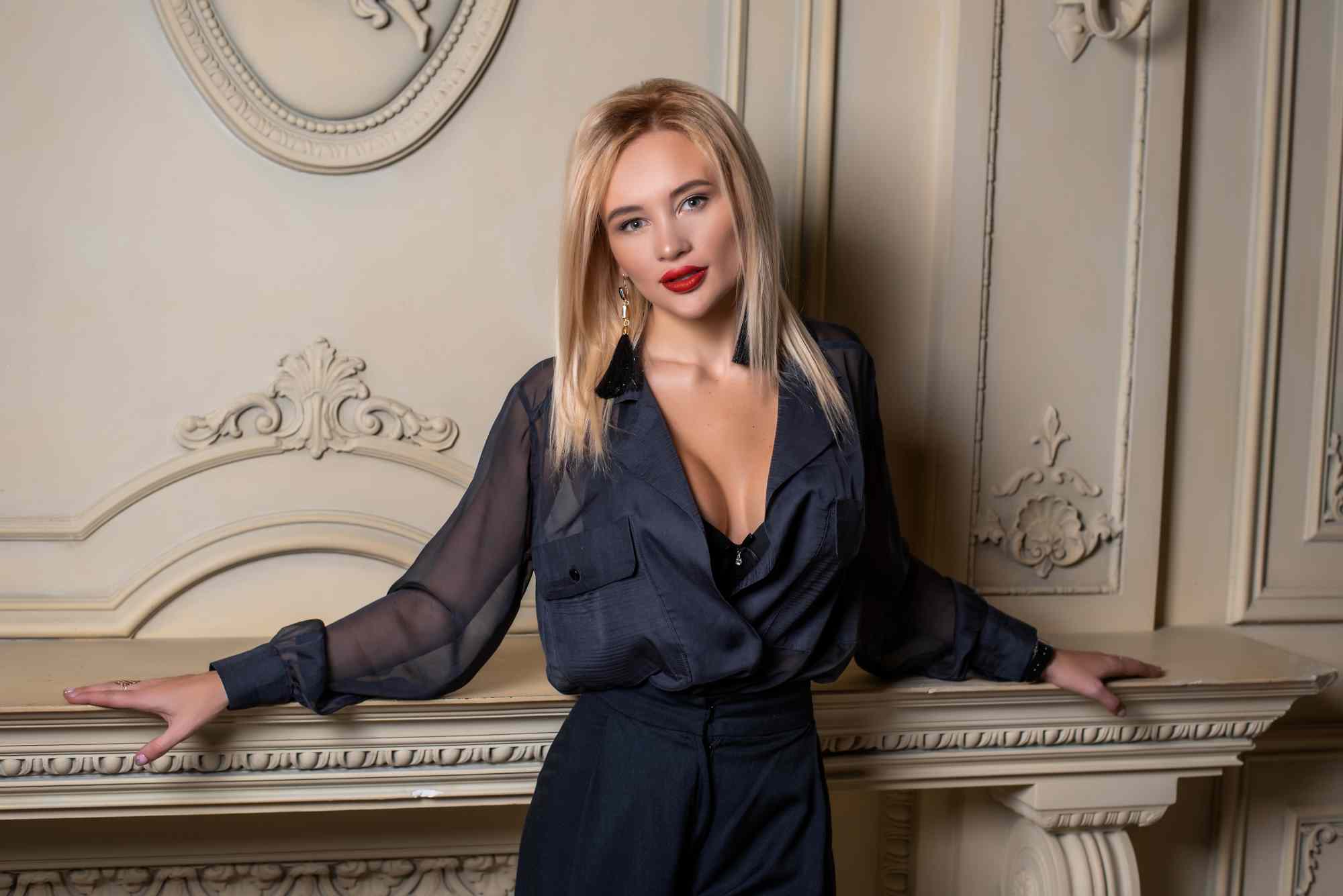 The main singing beauty Angela will become an ambassador of Ukraine at The Globe Awards