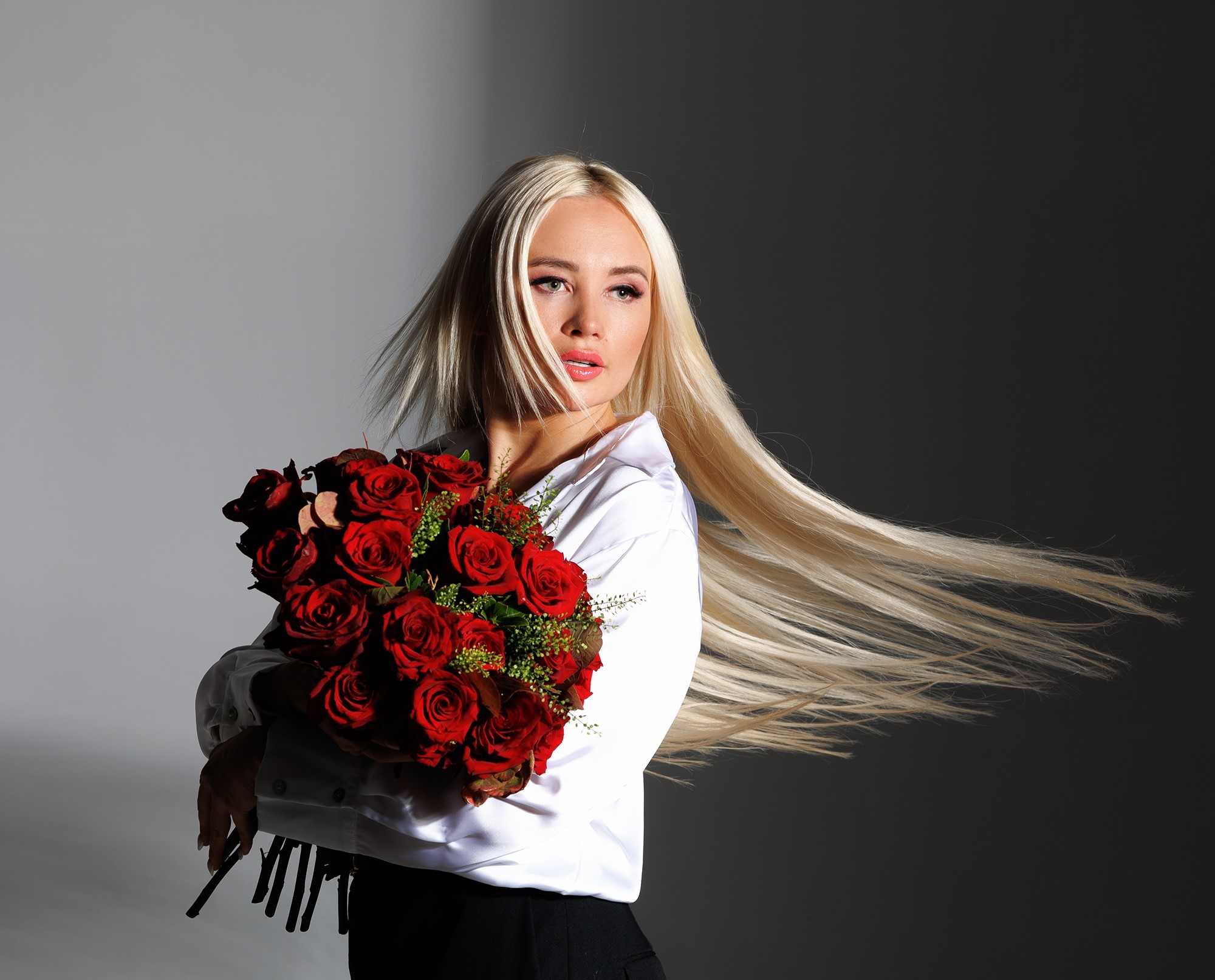 Pop star and international beauty queen Angela to represent Ukraine at Paris Fashion Week