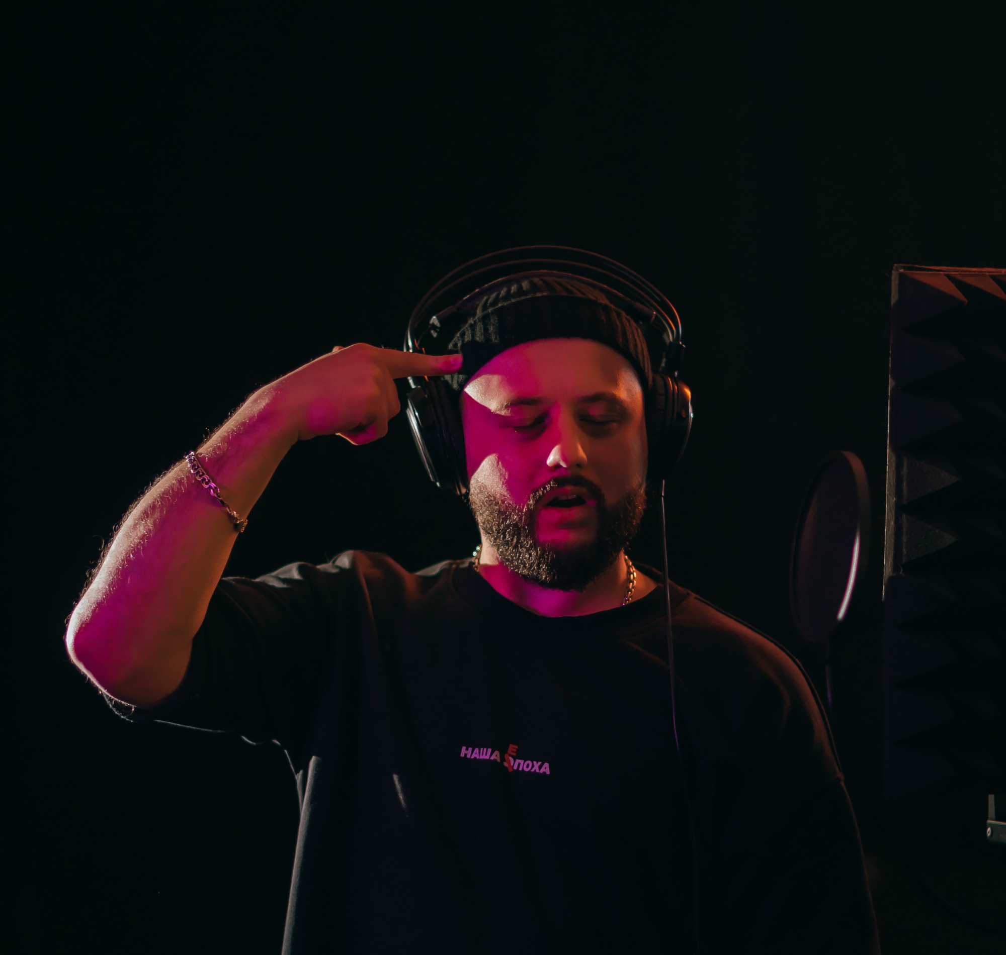 MoNaKiss’ second track “Lamai” – a new voice of street youth
