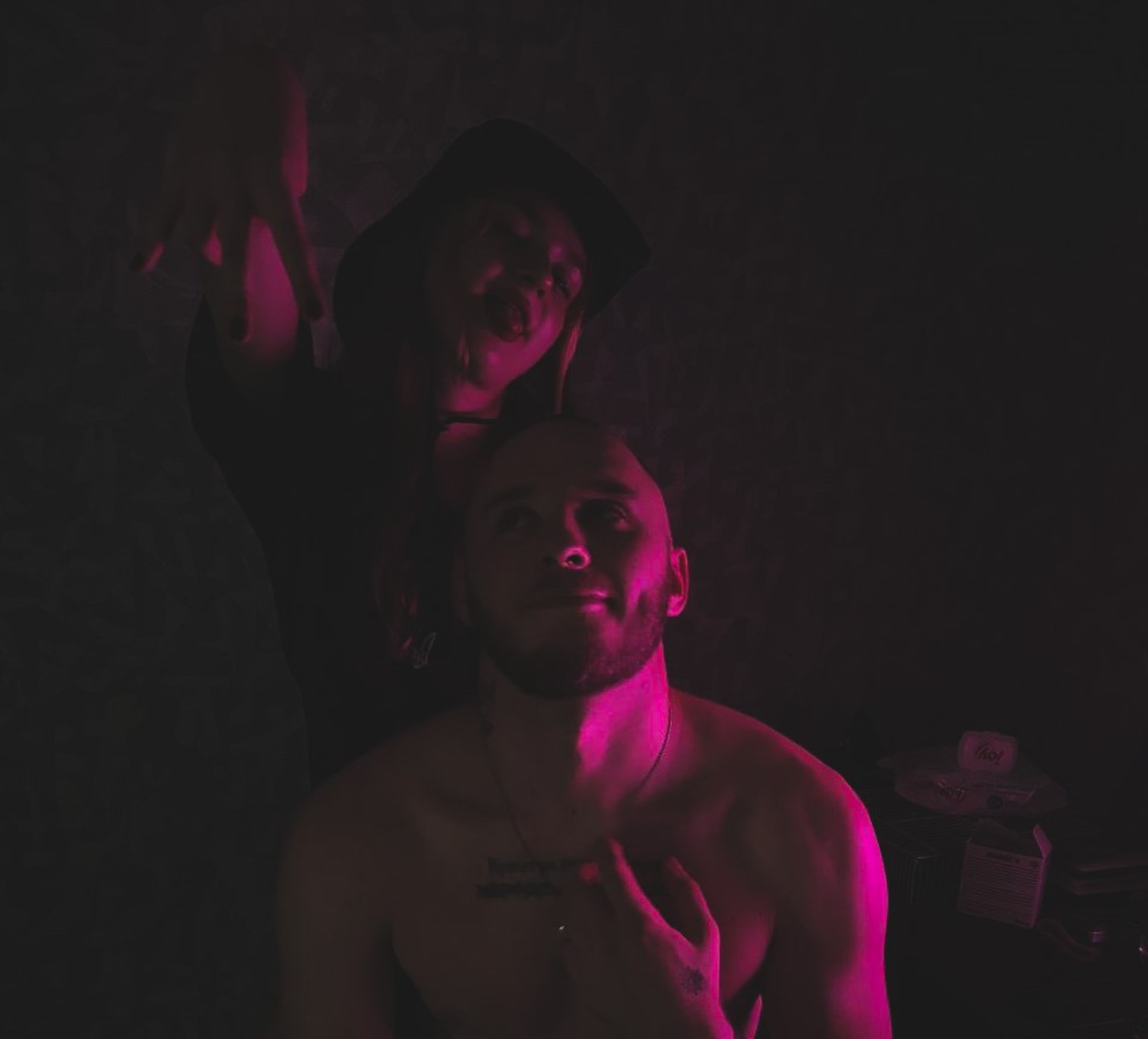 A voice of doubt and strength: ENNDYOFF releases a track about honesty in your own doubts